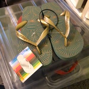 Haviana flip flops